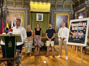 11_07_2025_Presentación_Triangular_Futbol_sala_002 11_07_2025_Presentación_Triangular_Futbol_sala_002