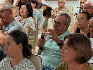 27_08_2025_Reunion_Vecinos_Playa_Grande_008 27_08_2025_Reunion_Vecinos_Playa_Grande_008