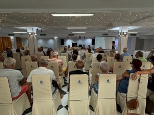 27_08_2025_Reunion_Vecinos_Playa_Grande_009 27_08_2025_Reunion_Vecinos_Playa_Grande_009