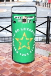 ESTRELLA DE LEVANTE Y EL AYUNTAMIENTO INSTALAN 7 COMPACTADORAS DE LATAS DE BEBIDA