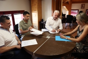 12_07_24_firma_convenios1