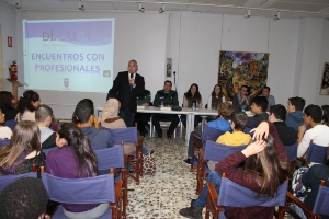 DI.CUAL ENCUENTRO CON PROFESIONALES 01