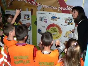 ESCUELA DE RECICLAJE (2)