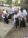 SE RECOGEN UN CENTENAR DE BOLSAS DE BASURA DURANTE LA I JORNADA MUNICIPAL DE SENSIBILIZACIÓN MEDIOAMBIENTAL