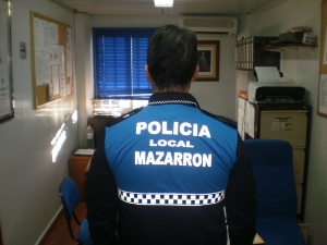 NUEVO UNIFORME POLICIA LOCAL (2)