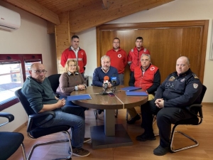 10_12_25_firma_convenio_cruz_roja