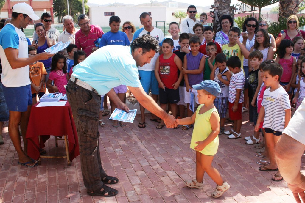 ENTREGA_DIPLOMAS_NATACION_11