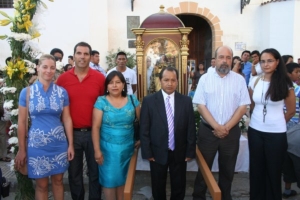 PROCESION_VIRGEN_CISNE_02