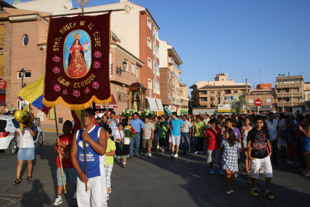 PROCESION_VIRGEN_CISNE_09