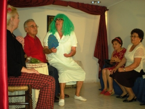 TEATRO LLENO EN LEIVA (9)